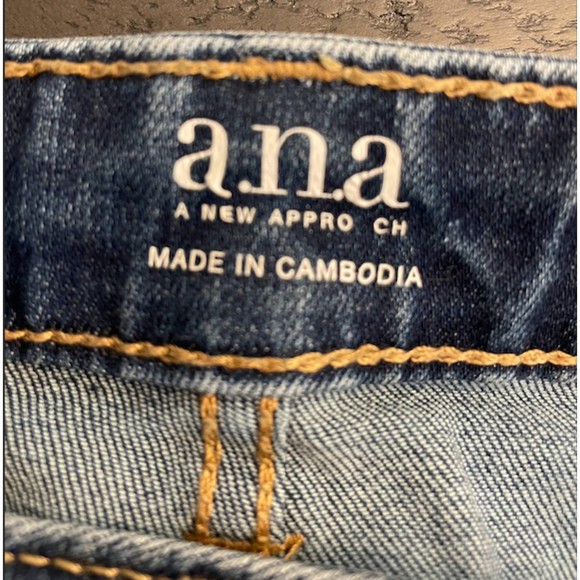 a.n.a Skinny Ankle Jeans Cuffed/Rolled Multicolored Buttons-Sz 6 - Picture 6 of 9